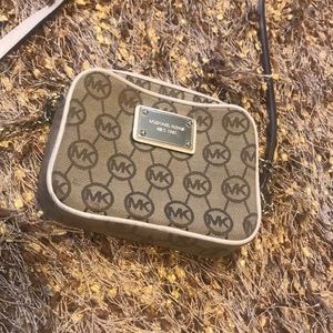 Michael Kors crossbody